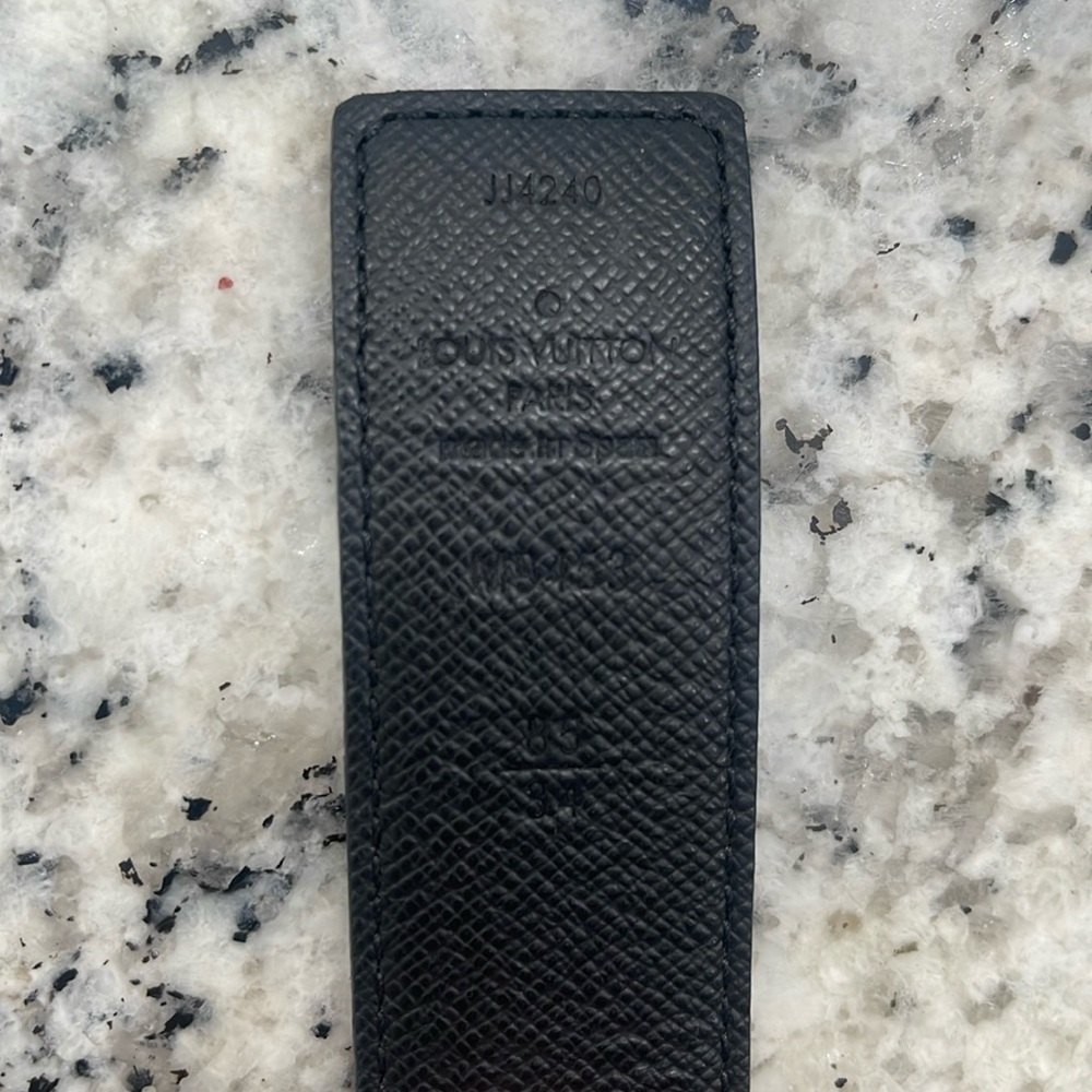 30mm thick reversible Louis Vuitton 85mm long - Picture 2 of 2